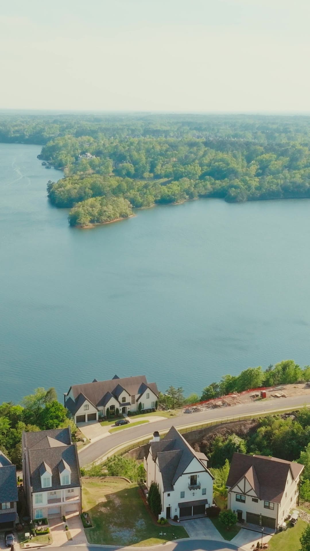 Aerial view over Lake Tuscaloosa and the homes along its shoreline.